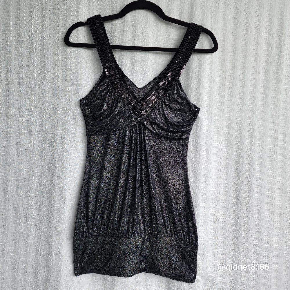 EUC VINTAGE SEXY BLACK METALLIC DEEP V SEQUINED NECKLINE TOP - SIZE MEDIUM